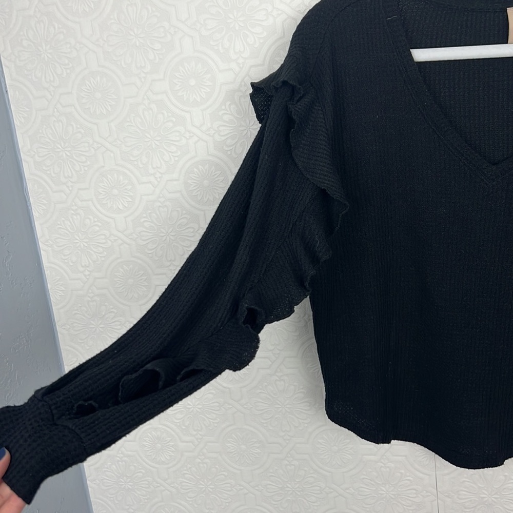 Anthropologie Pilcro Waffle Knit Black‎ Vneck Blouse Sweater Shirt Top Ruffles - Picture 5 of 7
